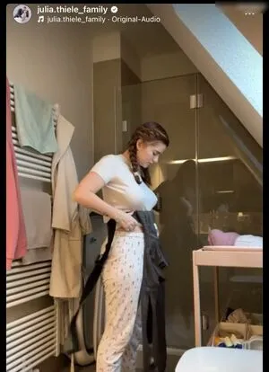 Julia Schulze OnlyFans Leaked Free Thumbnail Picture - #9lv68ThQxv