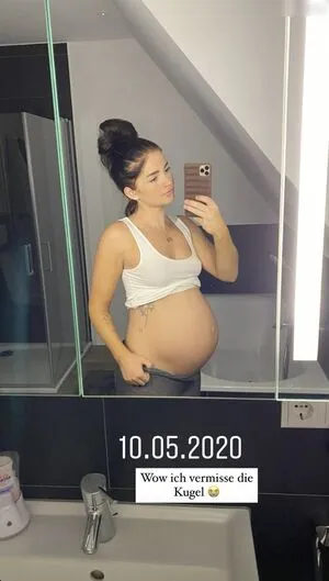 Julia Schulze OnlyFans Leaked Free Thumbnail Picture - #O2yk0nAbma
