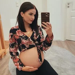 Julia Schulze OnlyFans Leaked Free Thumbnail Picture - #n3AuXAOSPz