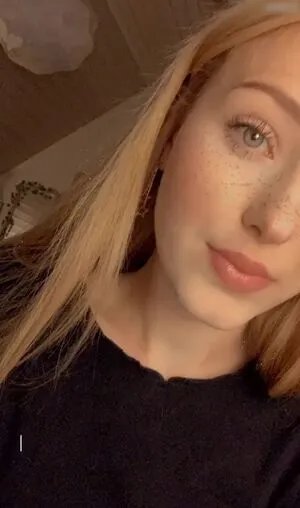 Julia Skinny OnlyFans Leaked Free Thumbnail Picture - #FPEIzar65f