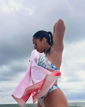 Julia Soares OnlyFans Leaked Free Thumbnail Picture - #ymykDrkpej