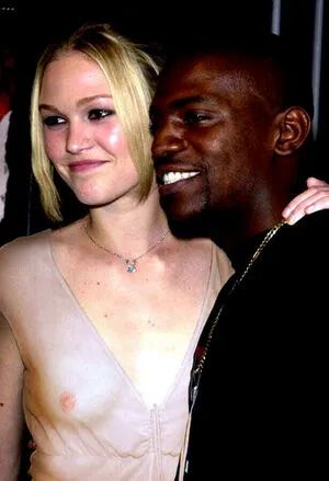 Julia Stiles OnlyFans Leaked Free Thumbnail Picture - #0FXe0US4Xz