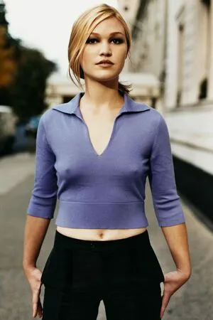 Julia Stiles OnlyFans Leaked Free Thumbnail Picture - #wPNasFT75B