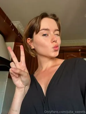 Julia Sweets OnlyFans Leaked Free Thumbnail Picture - #H9DYq6QthX