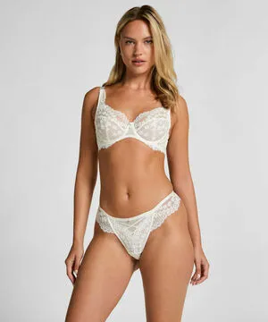 Julia Van Hest OnlyFans Leaked Free Thumbnail Picture - #SdHPYBjHVz