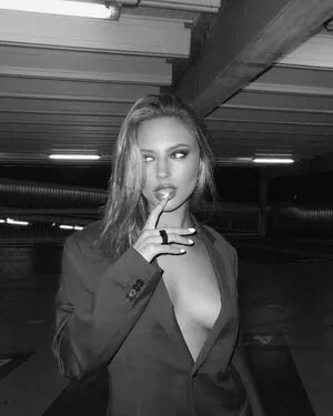 Julia Van Hest OnlyFans Leaked Free Thumbnail Picture - #nkGMAbhbuk