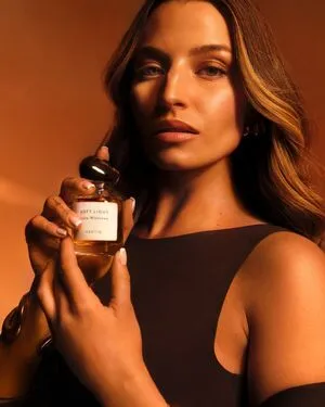 Julia Wieniawa OnlyFans Leaked Free Thumbnail Picture - #km24QeK103