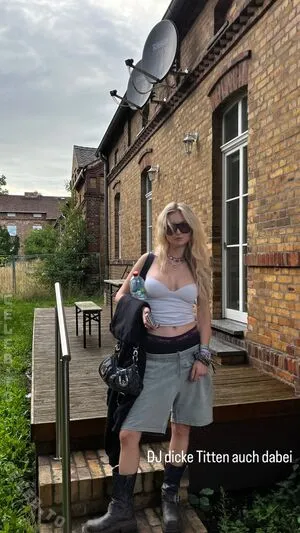 Julia Wulf OnlyFans Leaked Free Thumbnail Picture - #MV1cunUzoU