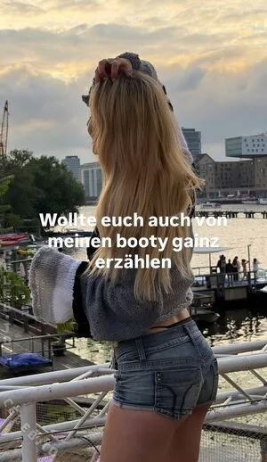 Julia Wulf OnlyFans Leaked Free Thumbnail Picture - #MZ2wf7j9Ik