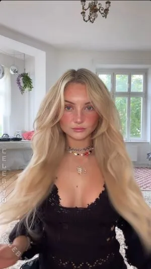 Julia Wulf OnlyFans Leaked Free Thumbnail Picture - #RGhL7hLl17