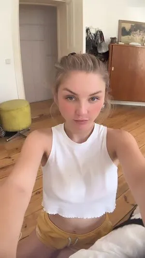 Julia Wulf OnlyFans Leaked Free Thumbnail Picture - #fSKnS7k690