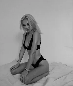 Julia Wulf OnlyFans Leaked Free Thumbnail Picture - #iaoNkFi2AH