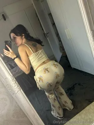 Juliaaswe OnlyFans Leaked Free Thumbnail Picture - #Twna1RklrE