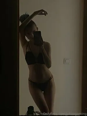 Juliagaming OnlyFans Leaked Free Thumbnail Picture - #99uo7zS6ad