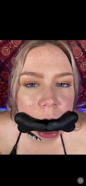 Juliagooliaa OnlyFans Leaked Free Thumbnail Picture - #2iXACiawUc