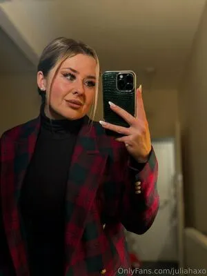 Juliahaxo OnlyFans Leaked Free Thumbnail Picture - #JoUzFW63xw