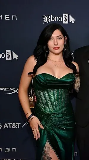 Juliakins OnlyFans Leaked Free Thumbnail Picture - #2Sb4uo2T3N