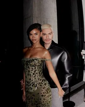 Juliana Nalu OnlyFans Leaked Free Thumbnail Picture - #1wYwpAzyS7