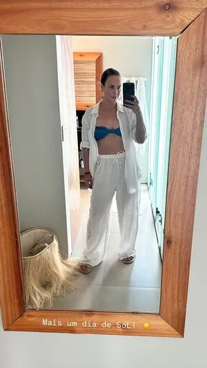 Juliana Silveira OnlyFans Leaked Free Thumbnail Picture - #FY67YyZm4A