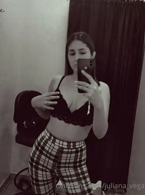 Juliana Vega OnlyFans Leaked Free Thumbnail Picture - #UPNsAHai11