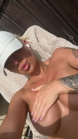 Julianaa Bad01 OnlyFans Leaked Free Thumbnail Picture - #U0mYVwQ99E