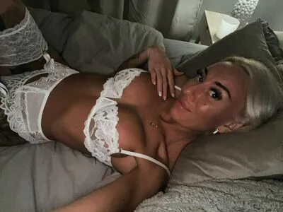 Julianaa Bad01 OnlyFans Leaked Free Thumbnail Picture - #oVOLNpMT9A