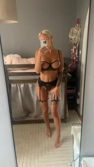 Julianaa Bad01 OnlyFans Leaked Free Thumbnail Picture - #usYwMx5yZj