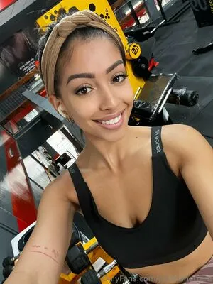 Julianaherrera OnlyFans Leaked Free Thumbnail Picture - #2Vpk5xy74m