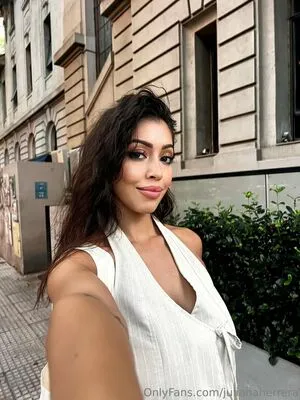 Julianaherrera OnlyFans Leaked Free Thumbnail Picture - #4AI0EnDE3y