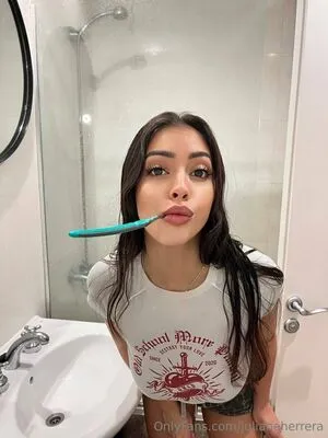 Julianaherrera OnlyFans Leaked Free Thumbnail Picture - #Qq058RUnDi
