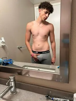 Julianbarboza OnlyFans Leaked Free Thumbnail Picture - #13gAaSACgS