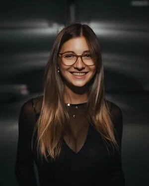 Juliane Denzer OnlyFans Leaked Free Thumbnail Picture - #bMh6AkMoL7