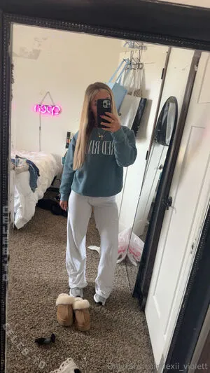 Julianna Peyton OnlyFans Leaked Free Thumbnail Picture - #Ut744swUNI