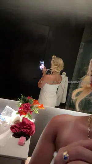 Juliannapeyton OnlyFans Leaked Free Thumbnail Picture - #U4CITUhbps