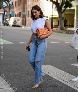 Julianne Hough OnlyFans Leaked Free Thumbnail Picture - #09iRiHpH1x