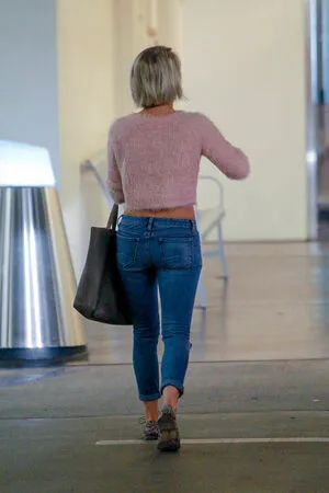 Julianne Hough OnlyFans Leaked Free Thumbnail Picture - #0S0urSxcsM