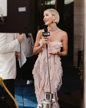 Julianne Hough OnlyFans Leaked Free Thumbnail Picture - #2dyyMo8GvO