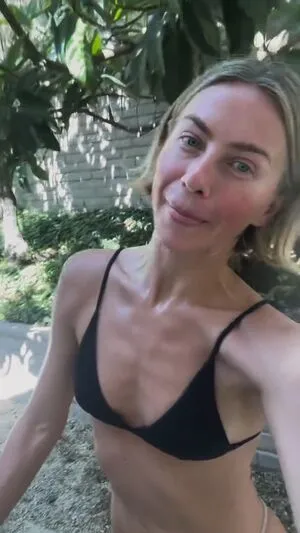 Julianne Hough OnlyFans Leaked Free Thumbnail Picture - #4ZWQMM6AYS