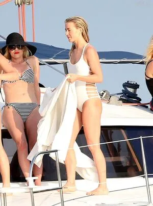 Julianne Hough OnlyFans Leaked Free Thumbnail Picture - #BtlKfq5Kjd