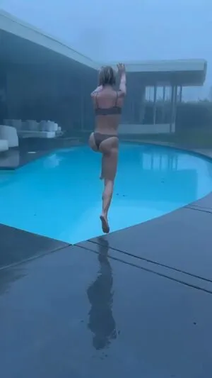 Julianne Hough OnlyFans Leaked Free Thumbnail Picture - #DklRRa2Yes