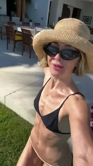 Julianne Hough OnlyFans Leaked Free Thumbnail Picture - #EeymI8z4O4