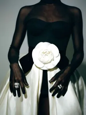 Julianne Hough OnlyFans Leaked Free Thumbnail Picture - #Hz01yIg13I