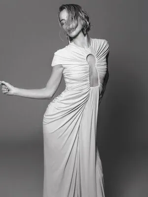 Julianne Hough OnlyFans Leaked Free Thumbnail Picture - #R1oWrbuxzL