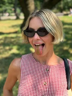 Julianne Hough OnlyFans Leaked Free Thumbnail Picture - #SQ776tARIx