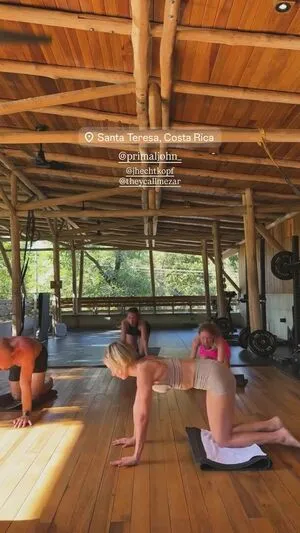 Julianne Hough OnlyFans Leaked Free Thumbnail Picture - #YzjnoNZt44