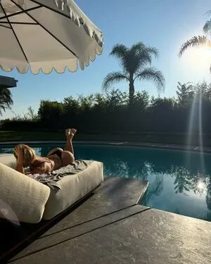 Julianne Hough OnlyFans Leaked Free Thumbnail Picture - #diuDiRMyWl