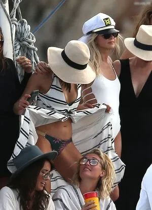 Julianne Hough OnlyFans Leaked Free Thumbnail Picture - #htfjSB5EQH