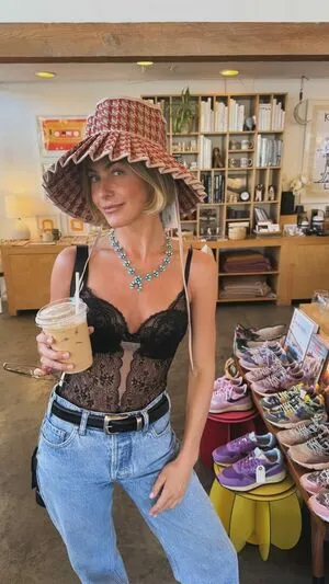 Julianne Hough OnlyFans Leaked Free Thumbnail Picture - #jwwOX7JVEQ