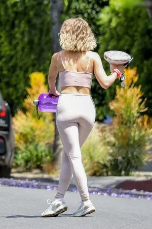 Julianne Hough OnlyFans Leaked Free Thumbnail Picture - #lEmnKMfUXY