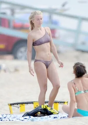 Julianne Hough OnlyFans Leaked Free Thumbnail Picture - #m0RxtYYFLv